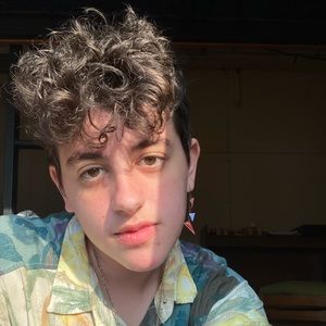 Meet your Posher, Elliott